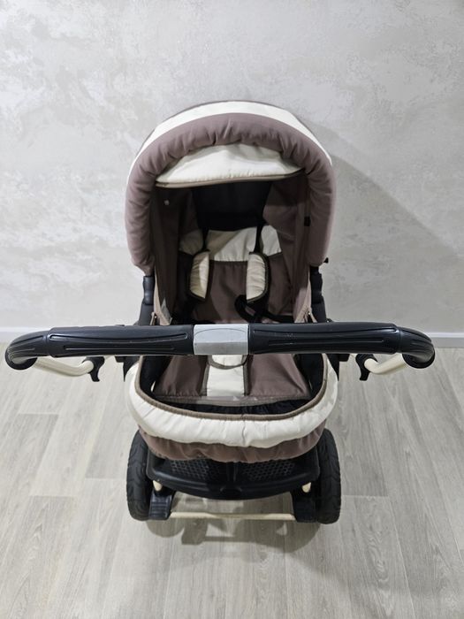 Коляска все сезонная