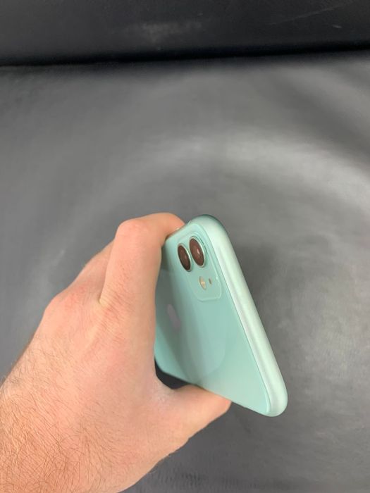 Айфон 11 в идеальном состоянии