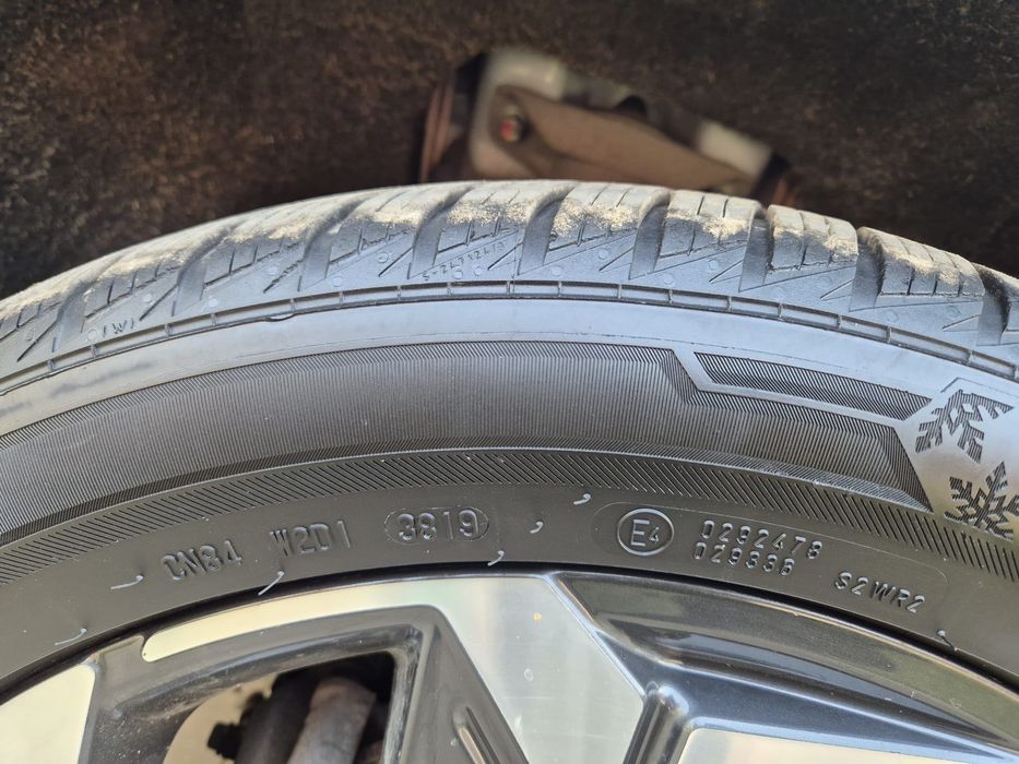 Vând 4 anvelope iarnă Barum Polaris 5 235/50 R19 VXL