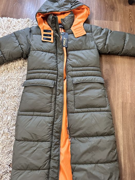 Чисто ново  дамско яке на ONLY хс/с размер