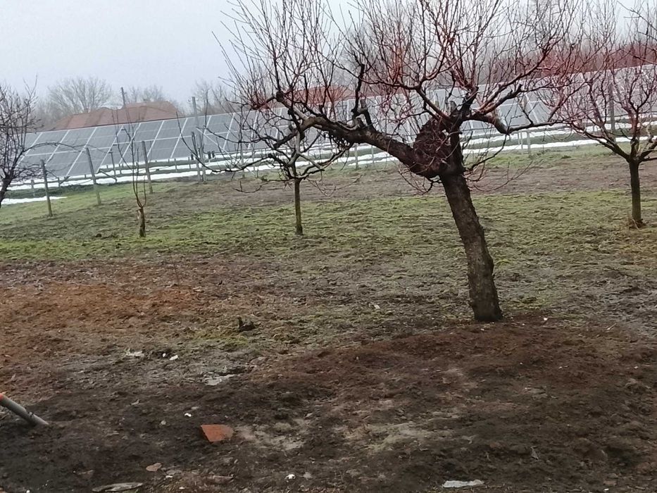 Здравей продавам къща в село Борисово област Русе къщата е с ремонт