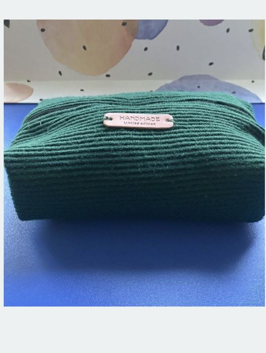 Ръчно изработени несесери и панери