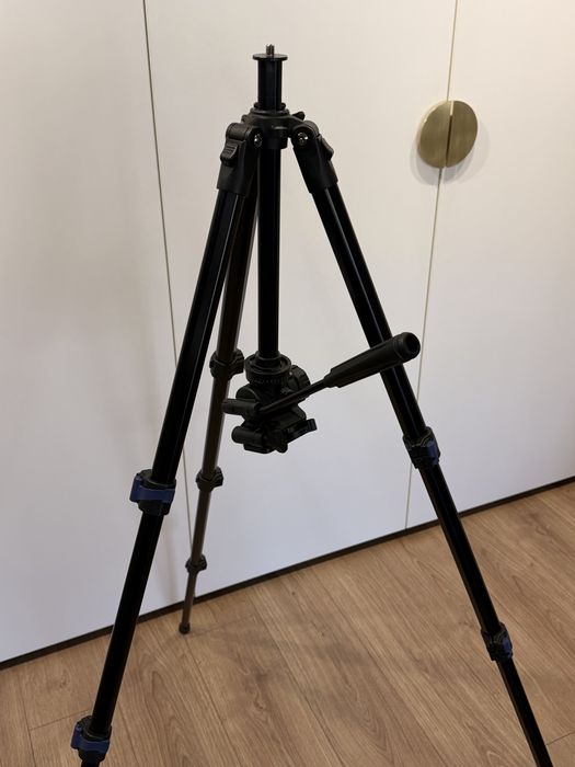 Trepied video/foto Weifeng (Fancier) WF-5317T