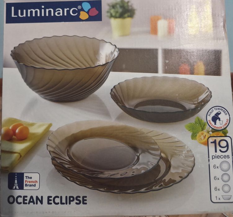 Столовый сервиз.