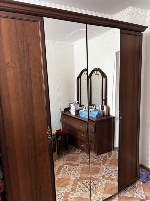 Шкаф в хорошом состояние