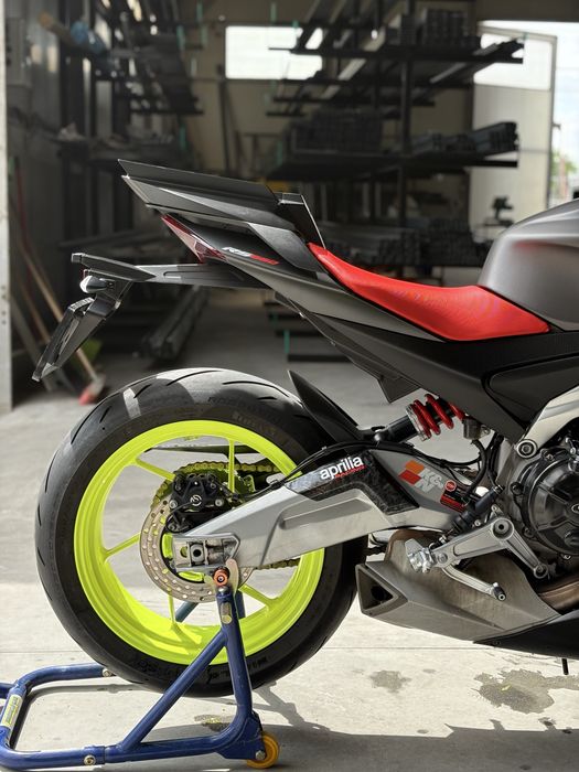 —Aprilia  RS660 —