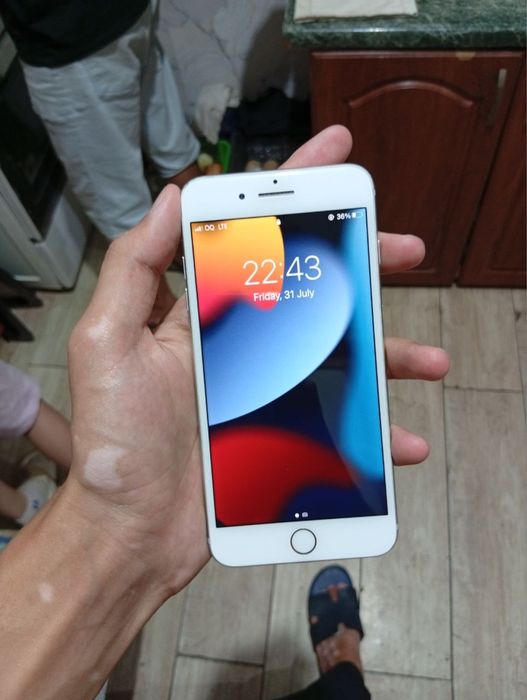 Iphone 7 plus 2 ta aybi bor 1 mikrafoni ishlamdi laekin ovoz chiqadi