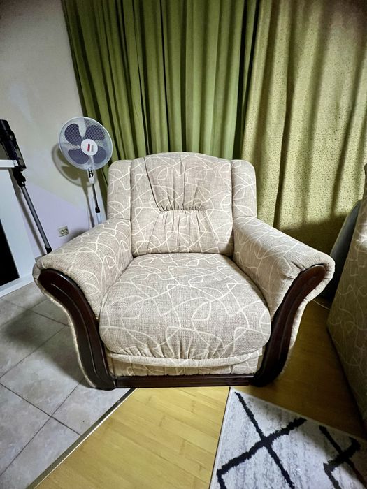 vand canapea extensibila 3 pers + 2 fotolii bej crem