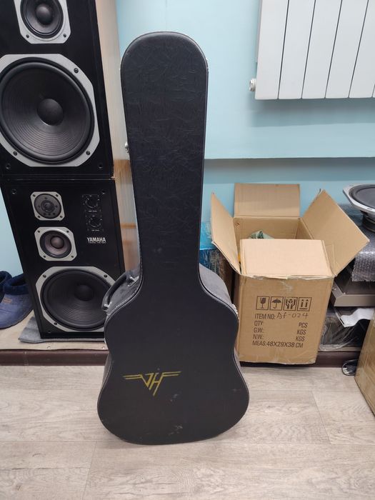 Гитара акустическая Yamaki.