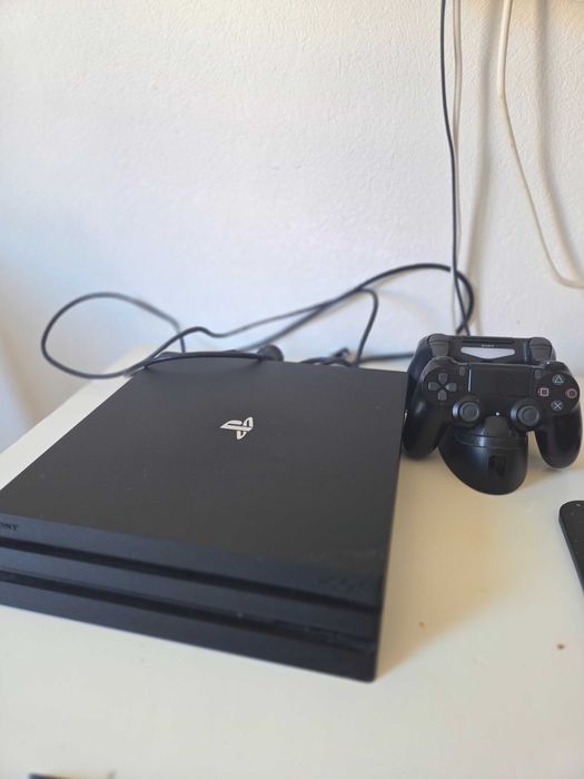 Ps 4 cu 2 console