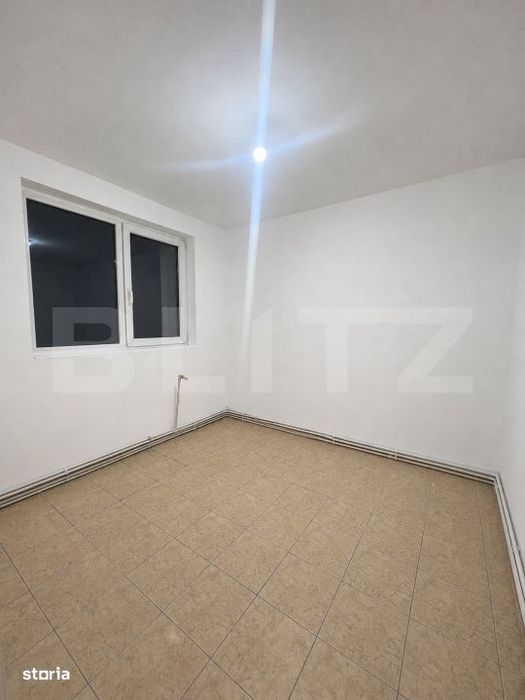 Apartament/Spatiu comercial Parter inalt-Acces din Blvd.Decebal — fotografia 2