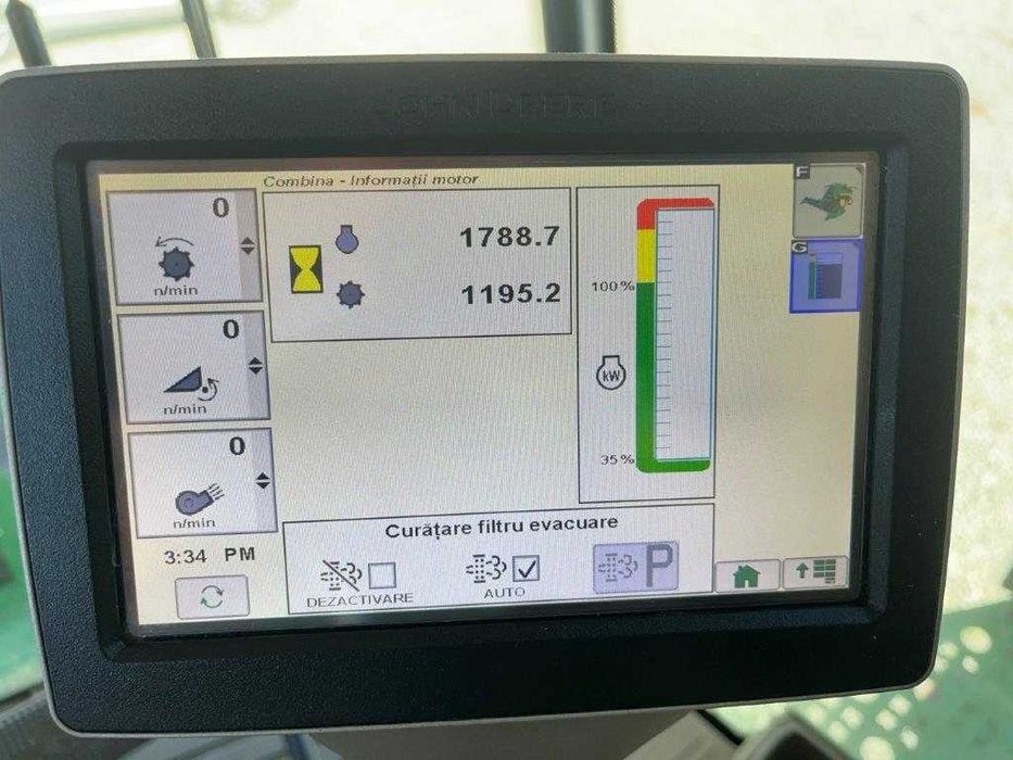 Combina John Deere T 550