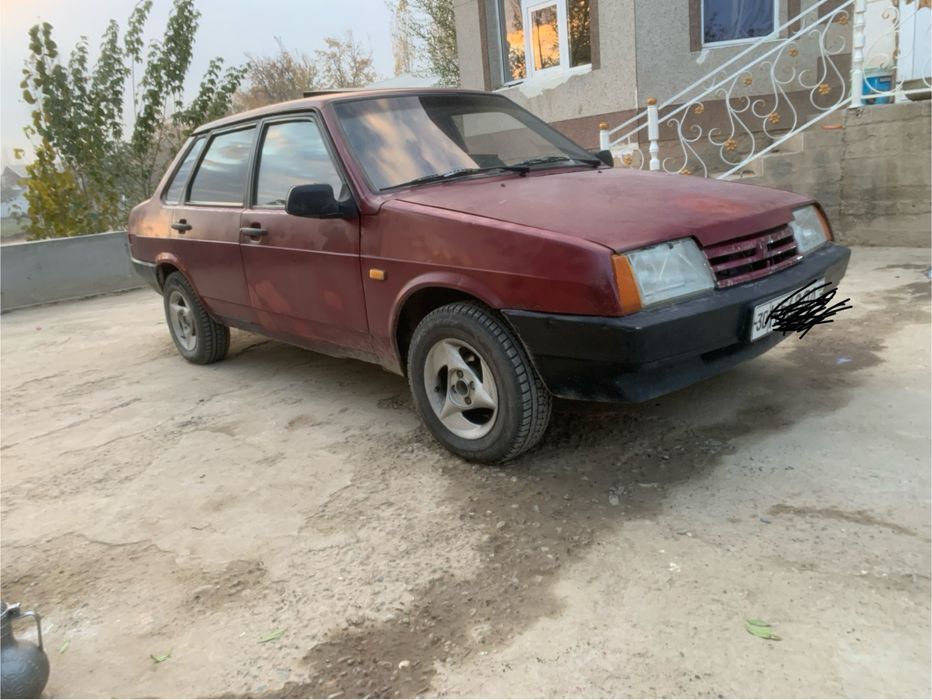 Lada samara 21099 sotiladi