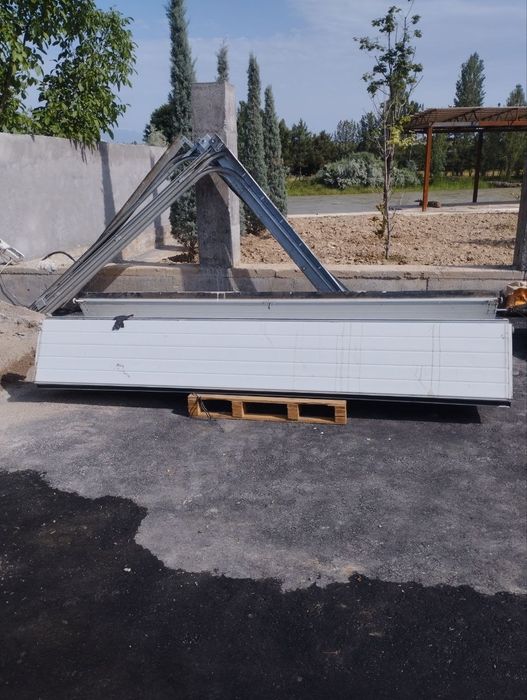 rolstavniy seksionniy varota