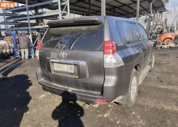 Toyota LandCruiser 3.0D 2012г. НА ЧАСТИ!