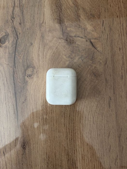 Airpods 1 поколение