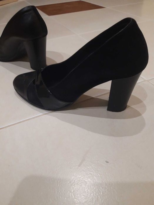 Дамски черни обувки кожа и велур