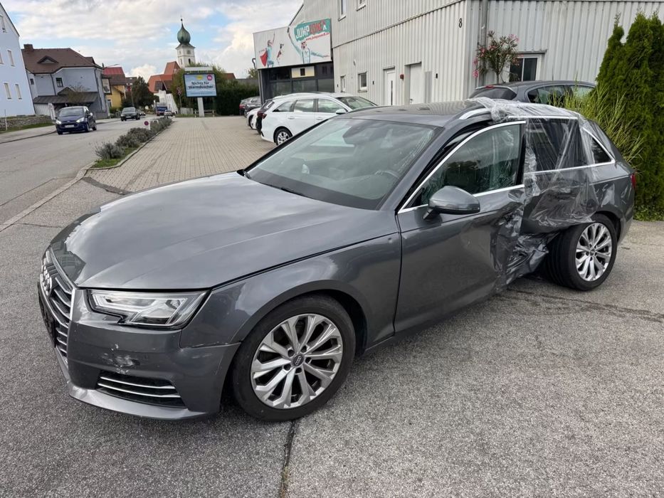 Audi A4 2017 2.0TDI 150 ръчка на 150000 км на части