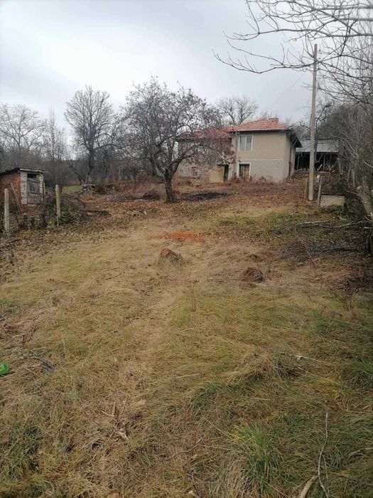 Продава се Къща в Брезник - 60 кв.м за 680 €/кв.м - Снимка #3