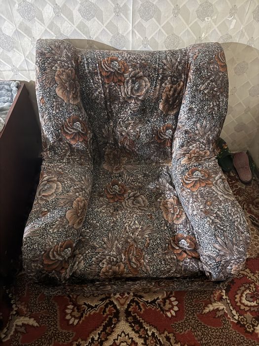 Продаются мягкие кресла (2 шт.)