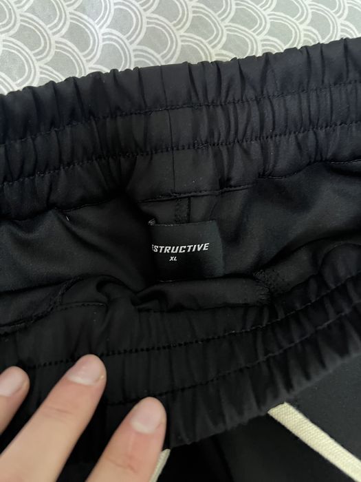 Pantaloni Destructive