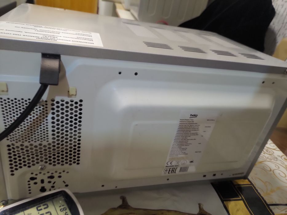 Продам микроволновую beko.