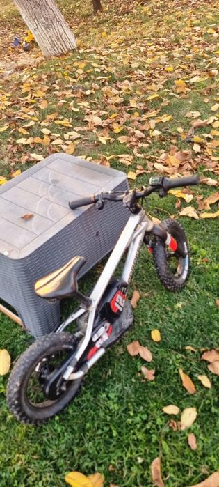 Mondraker Groomy 12 bicicleta electrica copii 3-5 ani