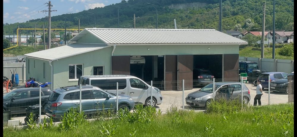 Cladire/garaj/hala plus teren Vanzare/Inchiriere