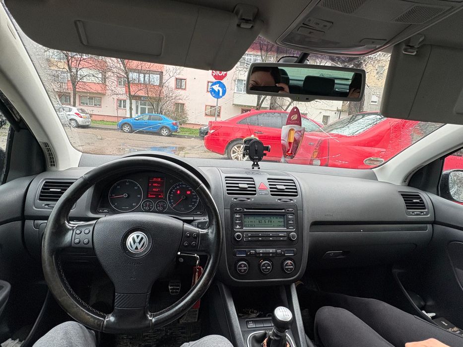 Vand Glof 5 - 1.9 TDI din 2008 - 2199 euro