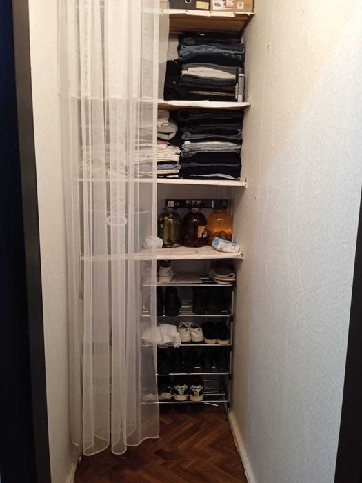 продается 1 комн кв р-н Кунаева