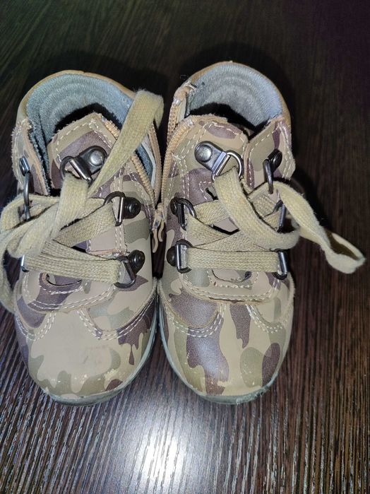 Ботинки детские на малыша 22 размер