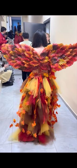 Осенний балл, вечернее платья