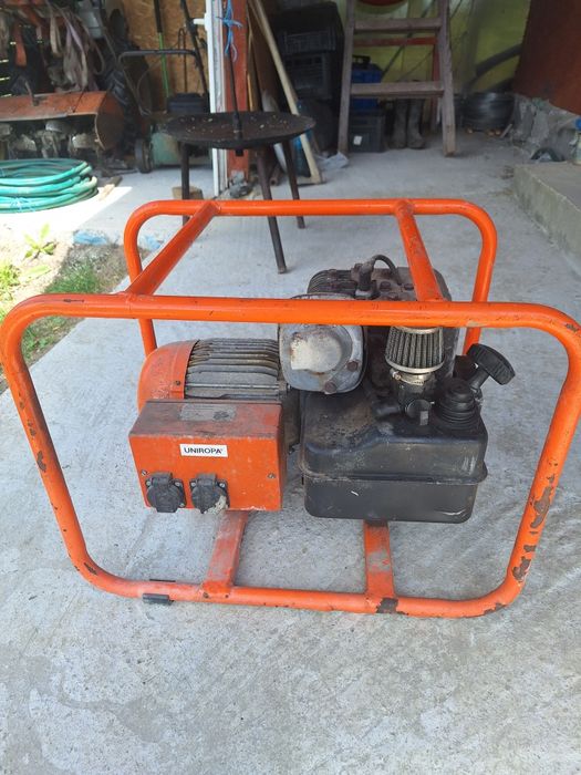 Vând generator defect