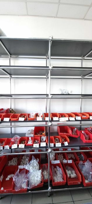 Vand stoc marfa produse de instalatii