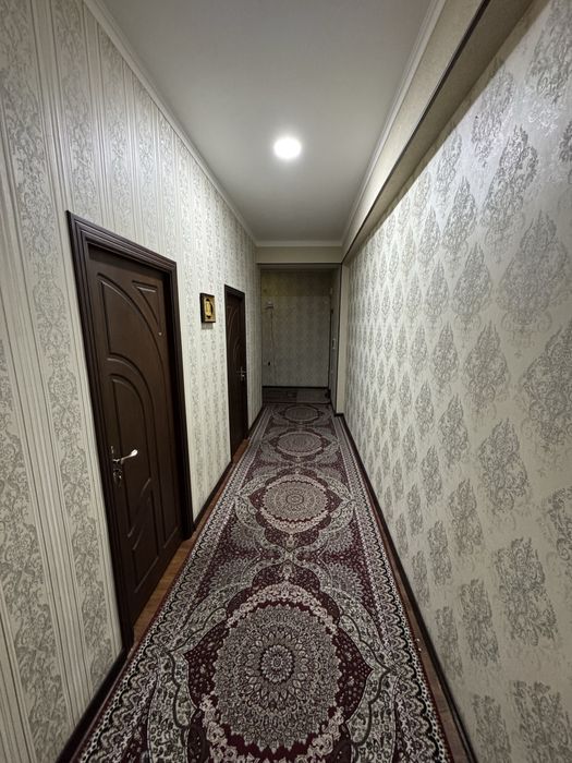 Vokzal cityda uy sotiladi