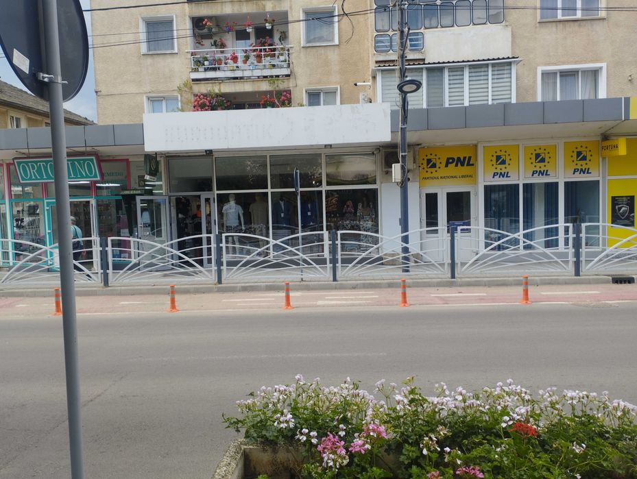 INCHIRIERE SPATIU COMERCIAL