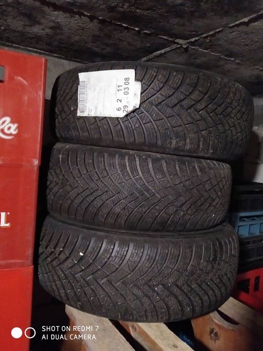 Продавам чисто нови зимни гуми Hankook Winter I*Sept RS3 - 225/60/R16