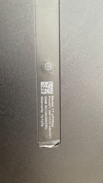 Laptop HP 17,3”- Ecran mare, 8GB RAM, Windows 10-Ideal Office sau Film