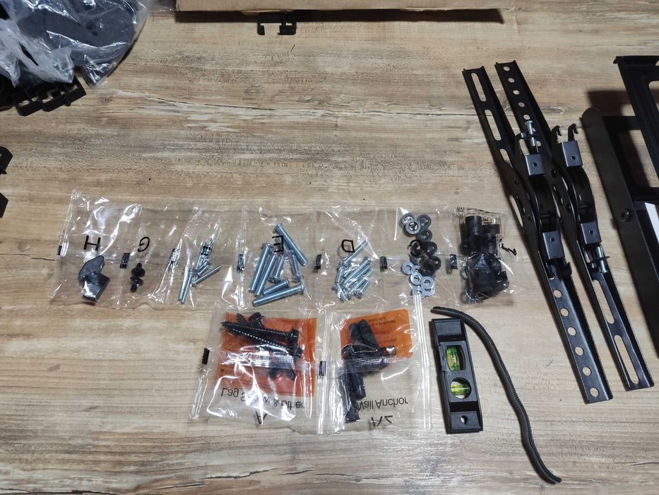 Suport TV de perete reglabil, diagonala 66-152cm, Pret Fix