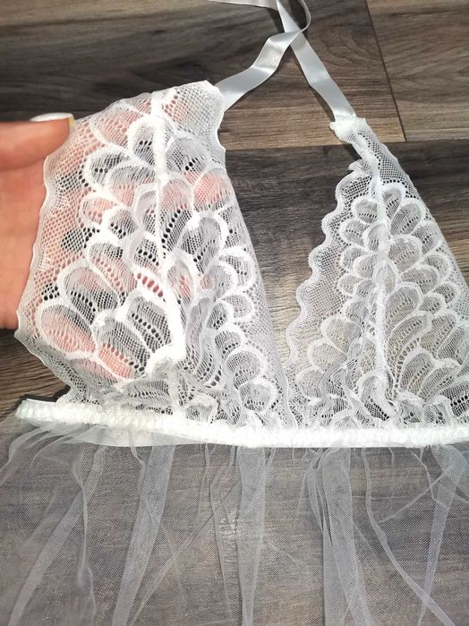 Секси костюм на камериерка сервитьорка кожени с прашки дълги чорапи