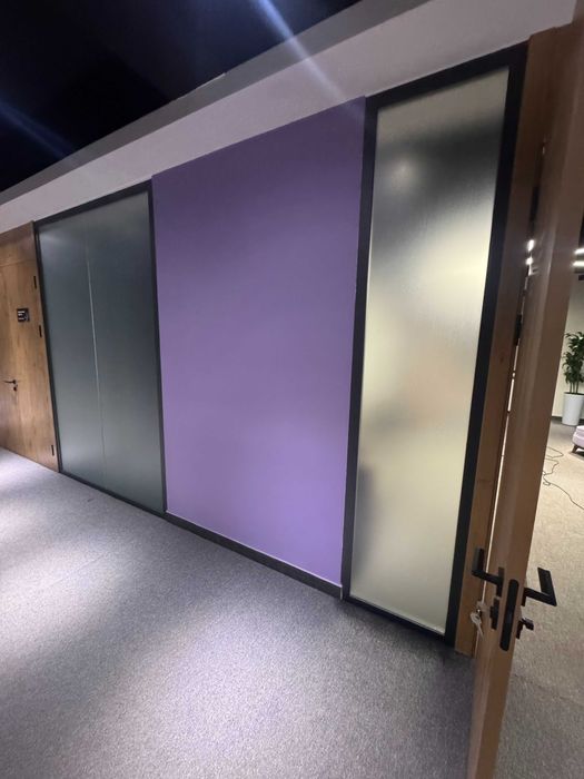 Пленка на офисные стекла