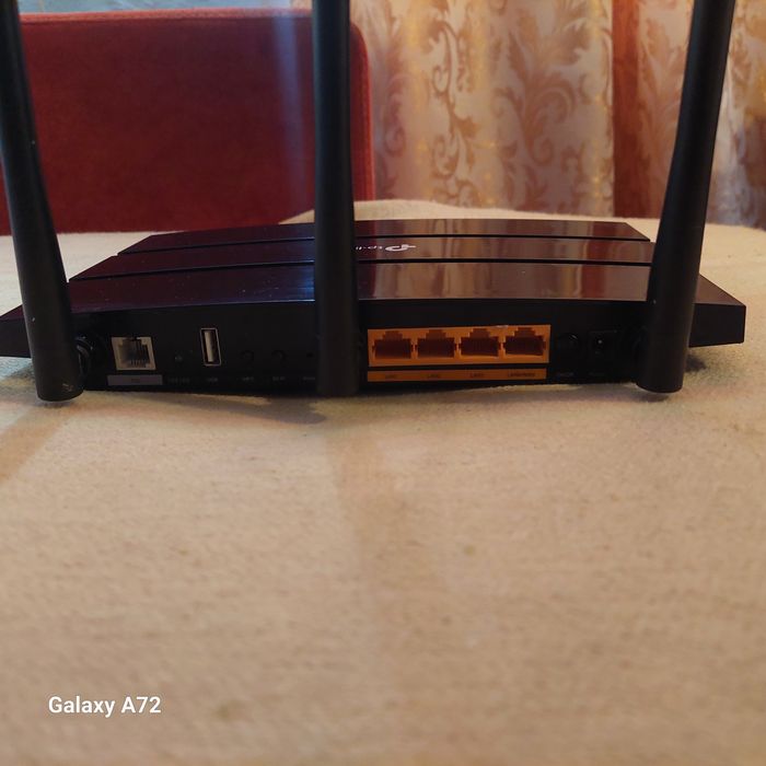 Продам вайфай роутер