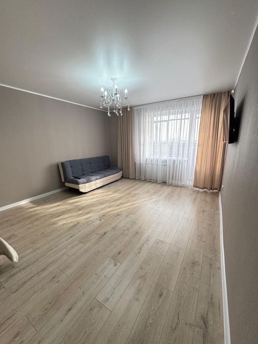 Продам квартиру парк