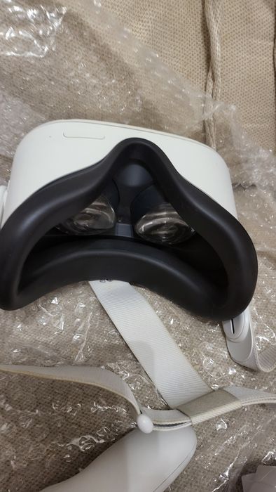 Каска за виртуална реалност Oculus Quest 2 256GB vr meta