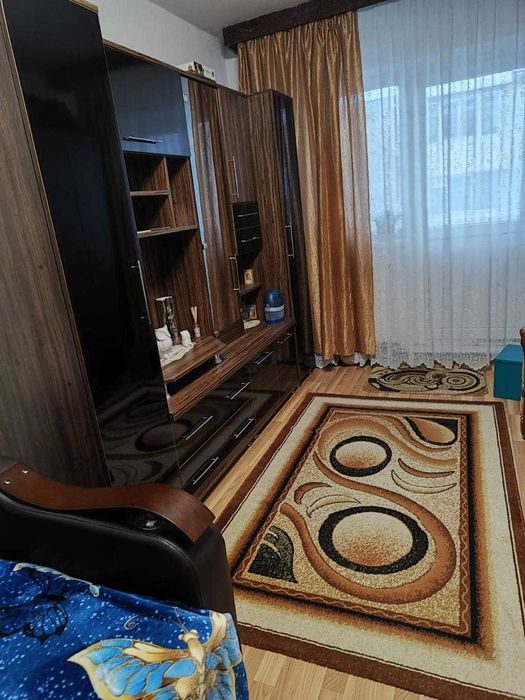 Vand apartament, 2 camere Zarnesti, cartier Caraiman