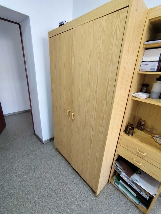 Продам шкафы б/у