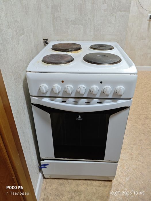 Продам электроплиту