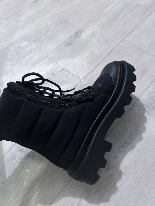 Новая зимняя обувь. Charles keith