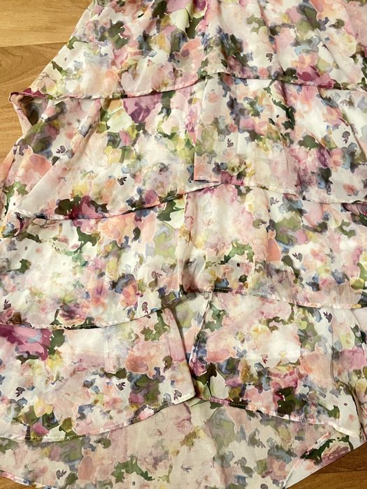 Пролетна рокля с волани Reserved XS