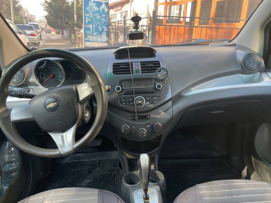 Спарк автомобили срочно сотилади